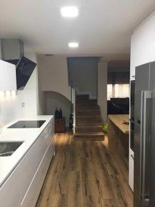 Reforma de un piso dúplex entre la tradición y el diseño