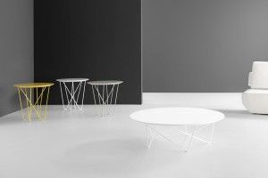 Tienda decoración Granollers mesa auxiliar Yoshi Kendo | Contemporánea