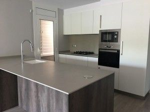Reforma de piso en Granollers interiorismo y reformas | Contemporánea
