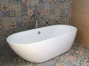 Reforma de baño con bañera exenta - reformas Granollers