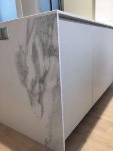 Nuevos materiales II materiales imitación madera mármol pizarra reformas en Barcelona - Contemporánea