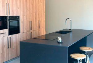 Isla de cocina reformas de cocina en Barcelona - Contemporánea