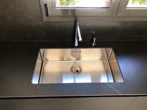Reforma de cocina y baño en Cardedeu color e innovación - Contemporánea