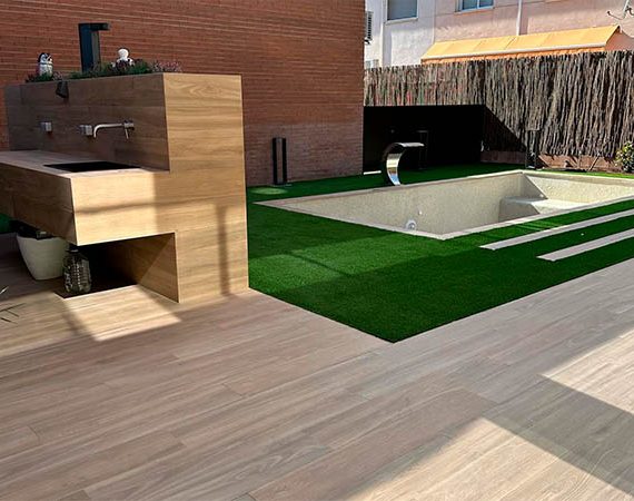 Reforma Terraza Granollers, barbacoa a medida