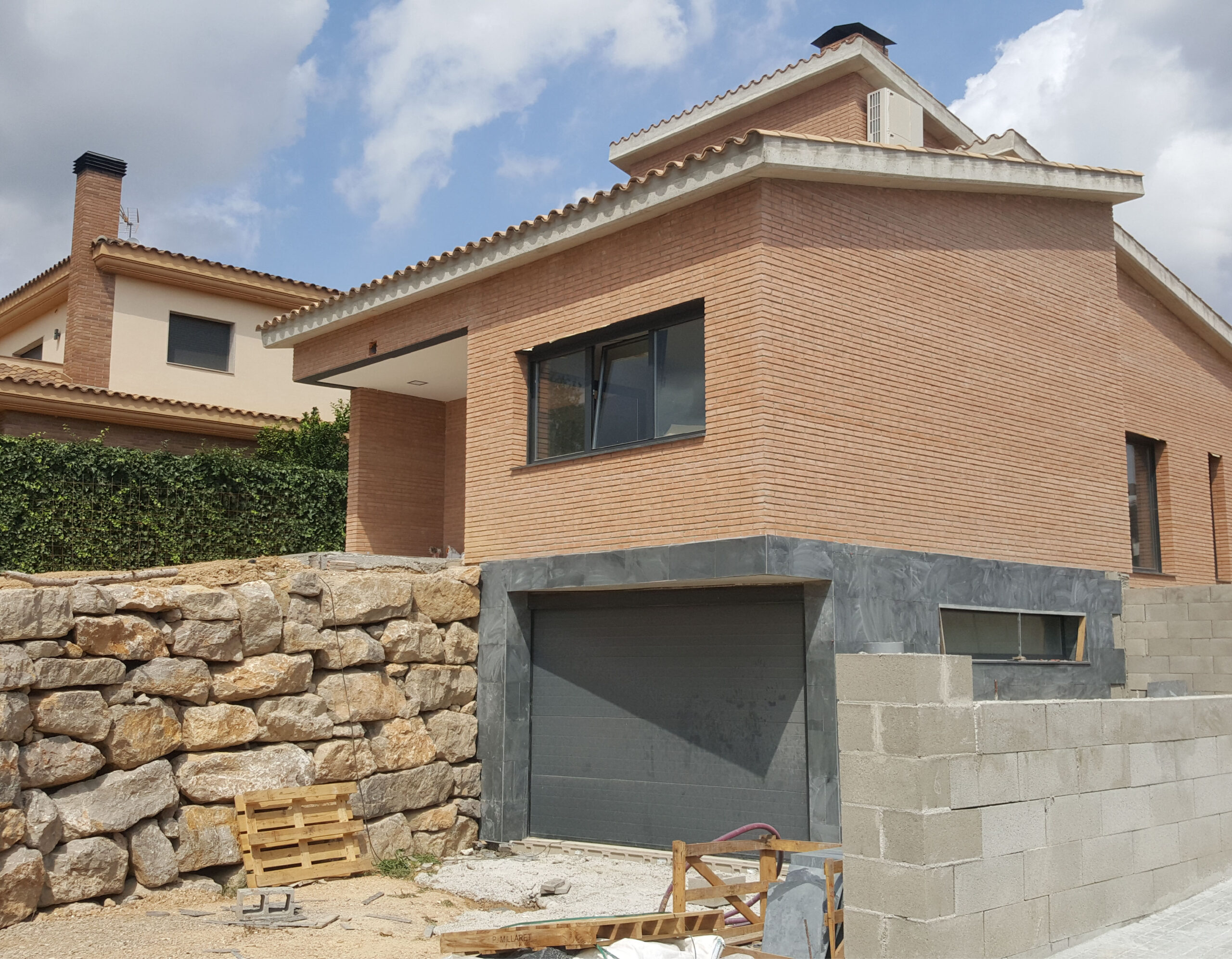 Cinco consejos de tu arquitecto Granollers antes de iniciar una obra nueva