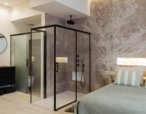 Estudio de interiorismo Granollers: la tendencia del baño privado